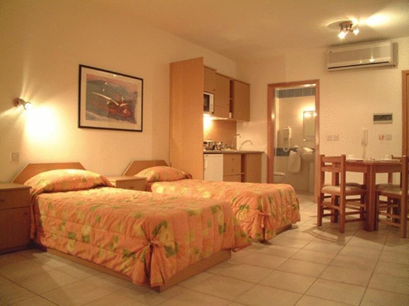 Empire Studio Apartments Saint Julian's Exterior foto